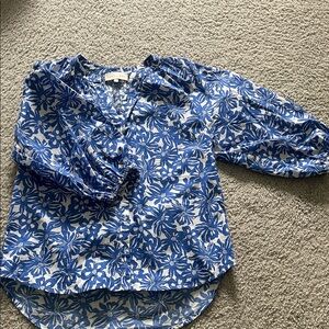Women’s Caballero blue and white floral button down, small